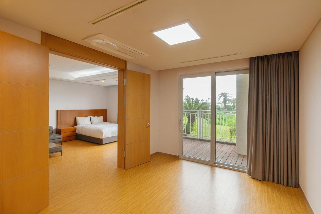 Hotel Sono Calm Jeju Seogwipo Exterior foto