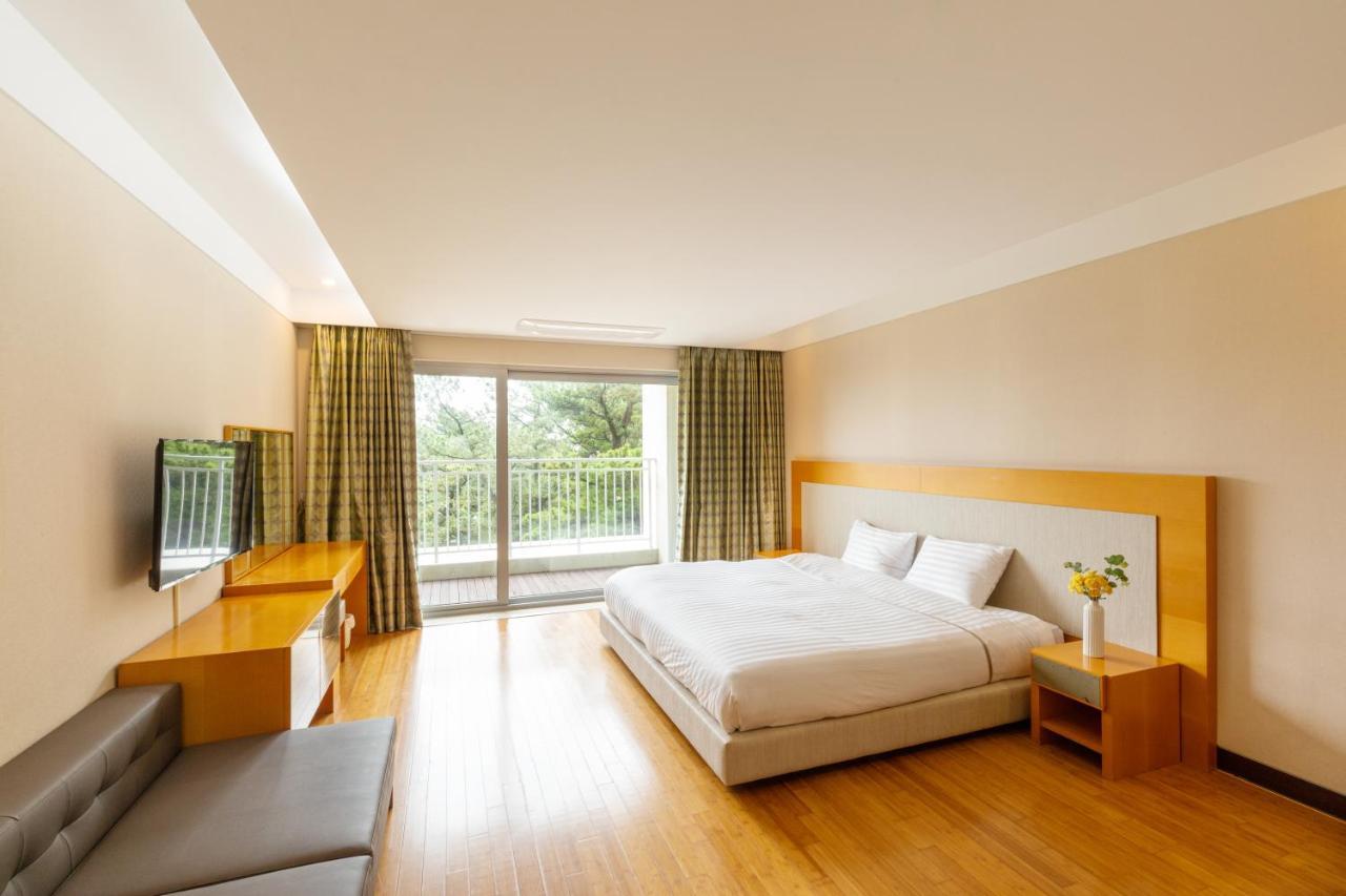 Hotel Sono Calm Jeju Seogwipo Exterior foto