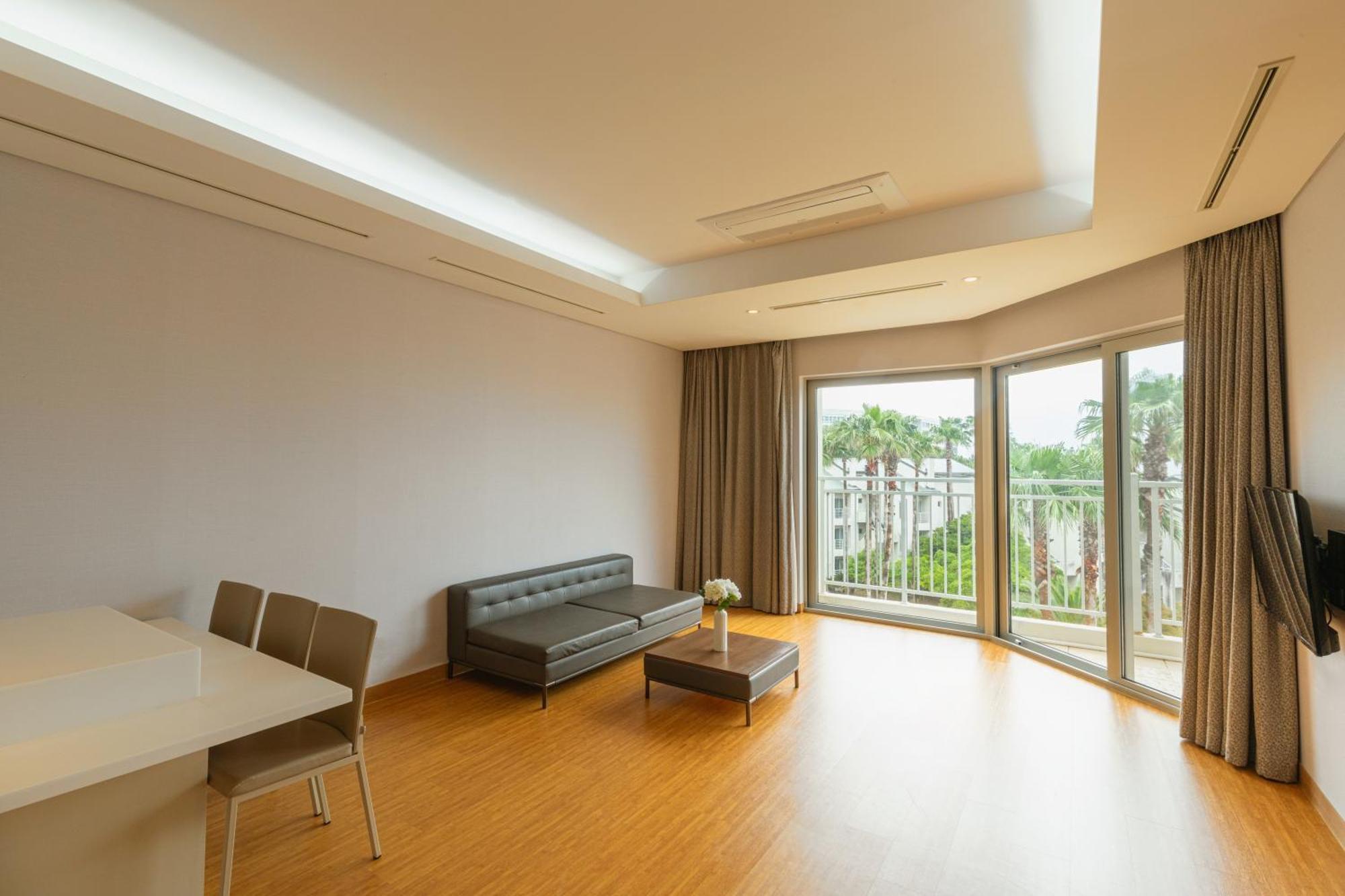 Hotel Sono Calm Jeju Seogwipo Exterior foto